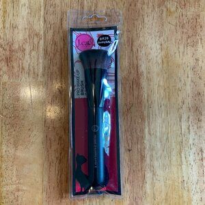 J. Cat Beauty Pro Make-up Blending Buffer brush NIP